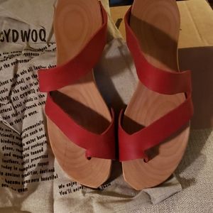 CYDWOQ SANDALS